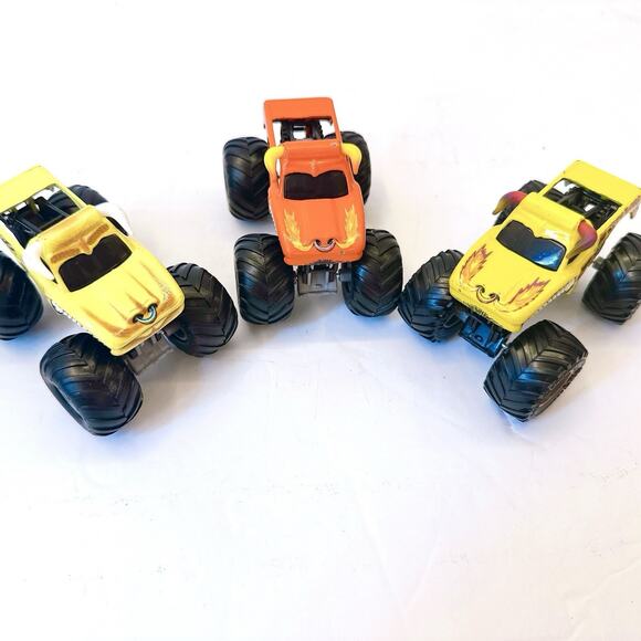 Hot Wheels Monster Jam Die-Cast Truck El Toro Loco 1:64‎ Scale Lot Of 3 Car Toys - Picture 8 of 9